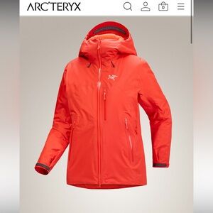 Arc’teryx Women's ReD Jacket Medium Insulated Beta AR Puffer Gortex Snow Coat